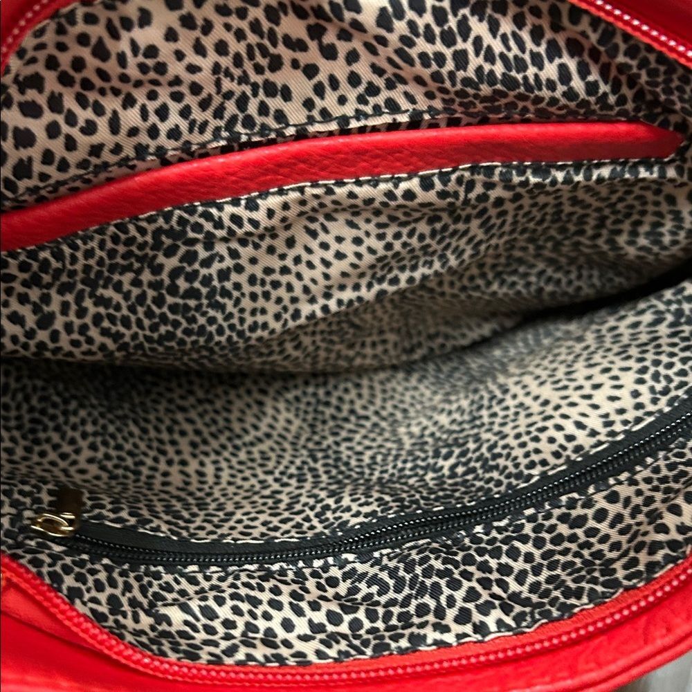 Red Shoulder Bag - Picture 4 of 7